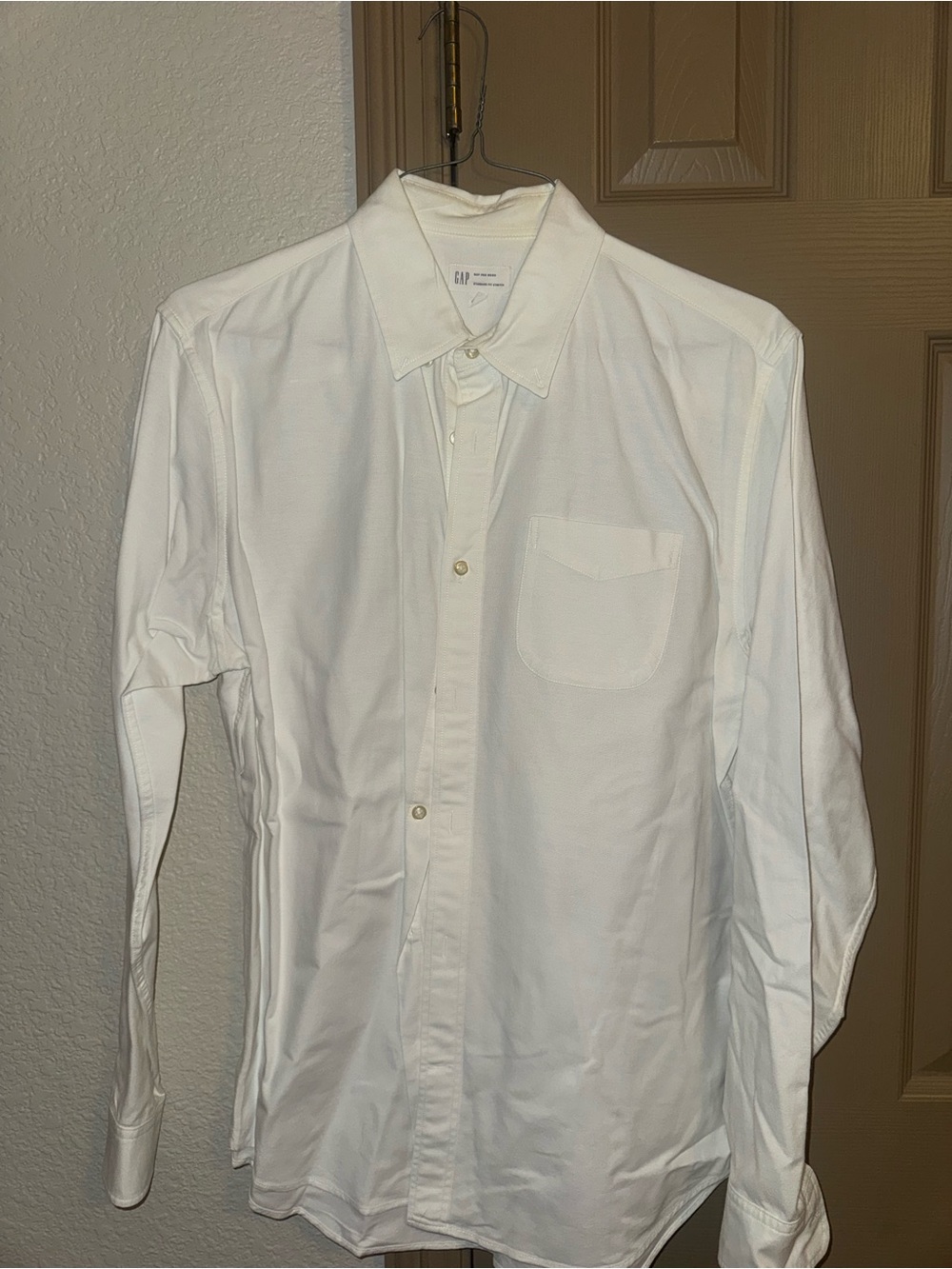 GAP Men's White Long-Sleeve Button Shirt with Chest Pocket